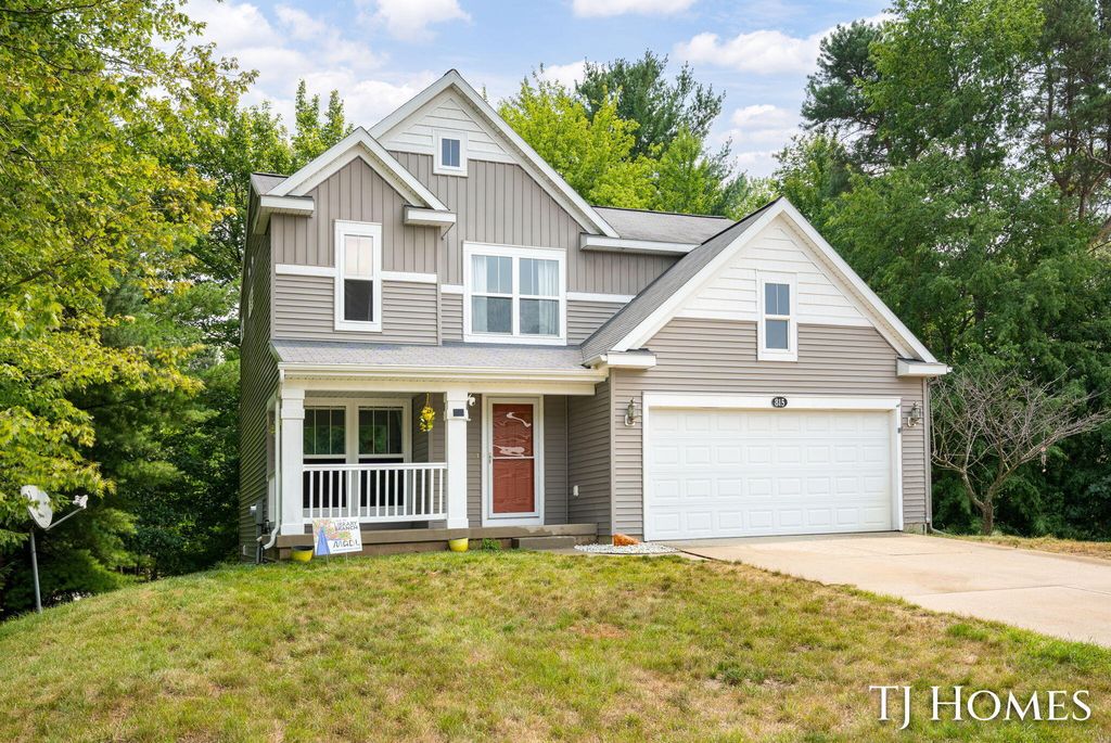 815 Ashlee Drive, Norton Shores city