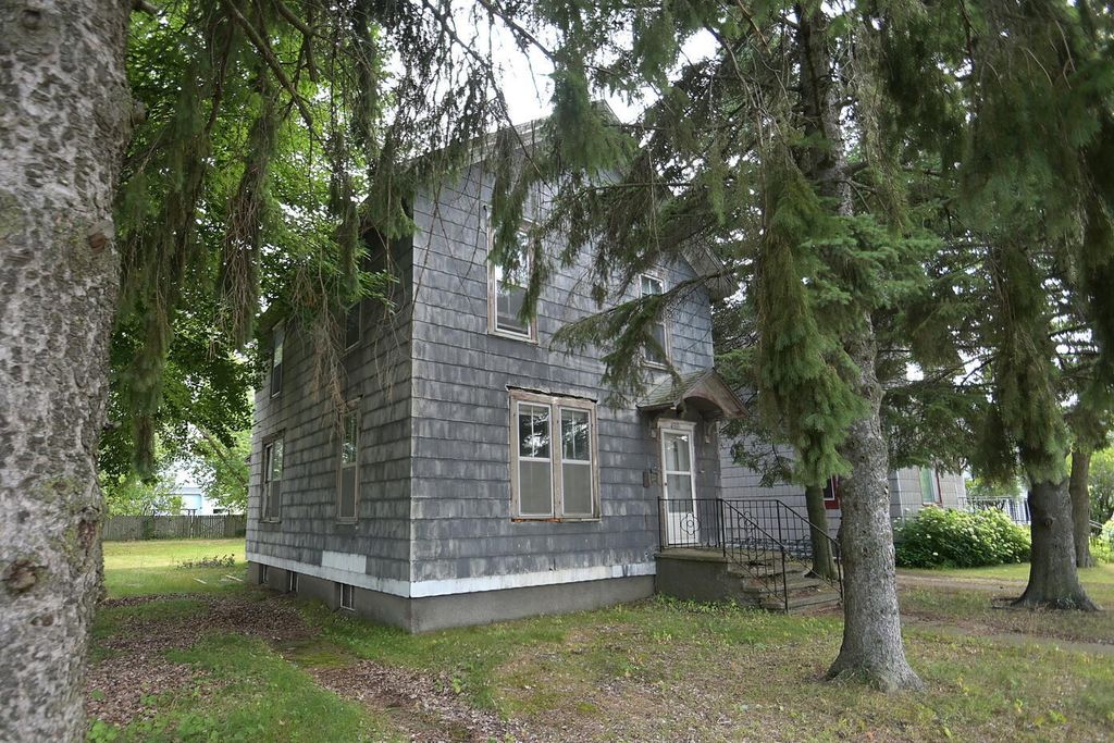 1621 13th Avenue, Menominee city