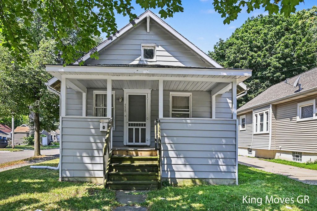 536 Shepard Street, Lansing city
