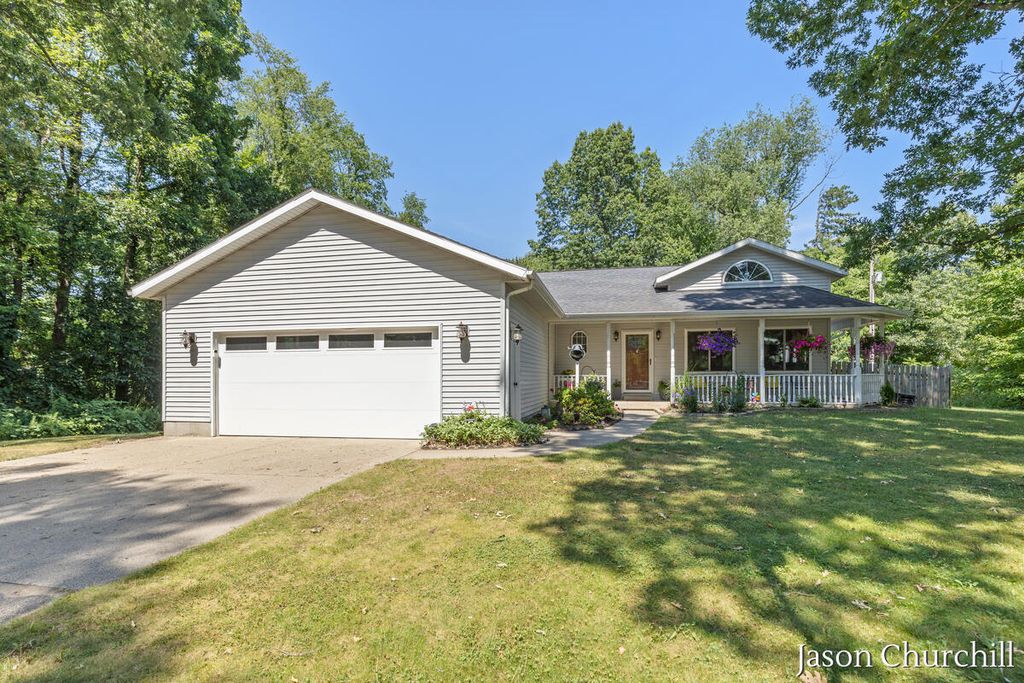 8731 Leonard Street, Polkton charter township