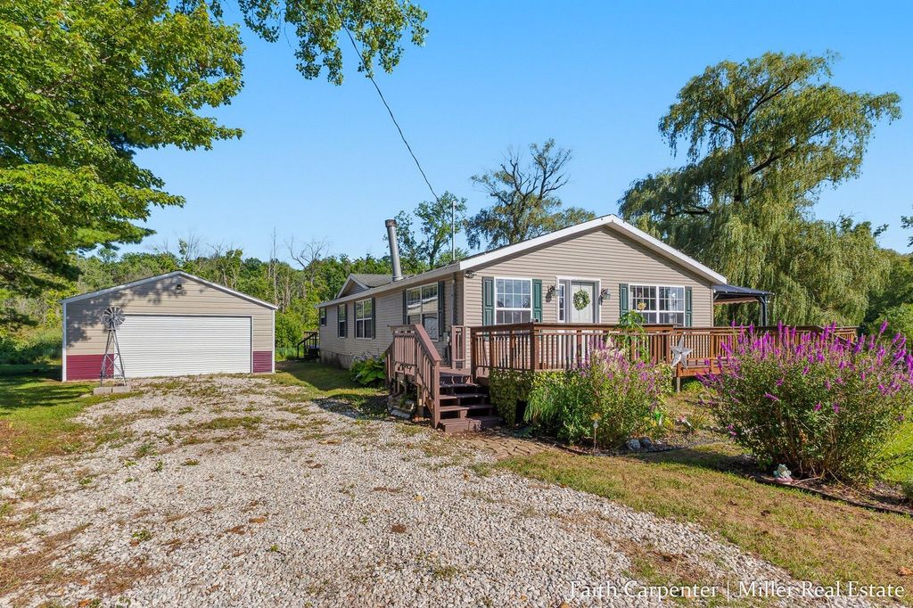 106 Little Long Lake Drive, Castleton township