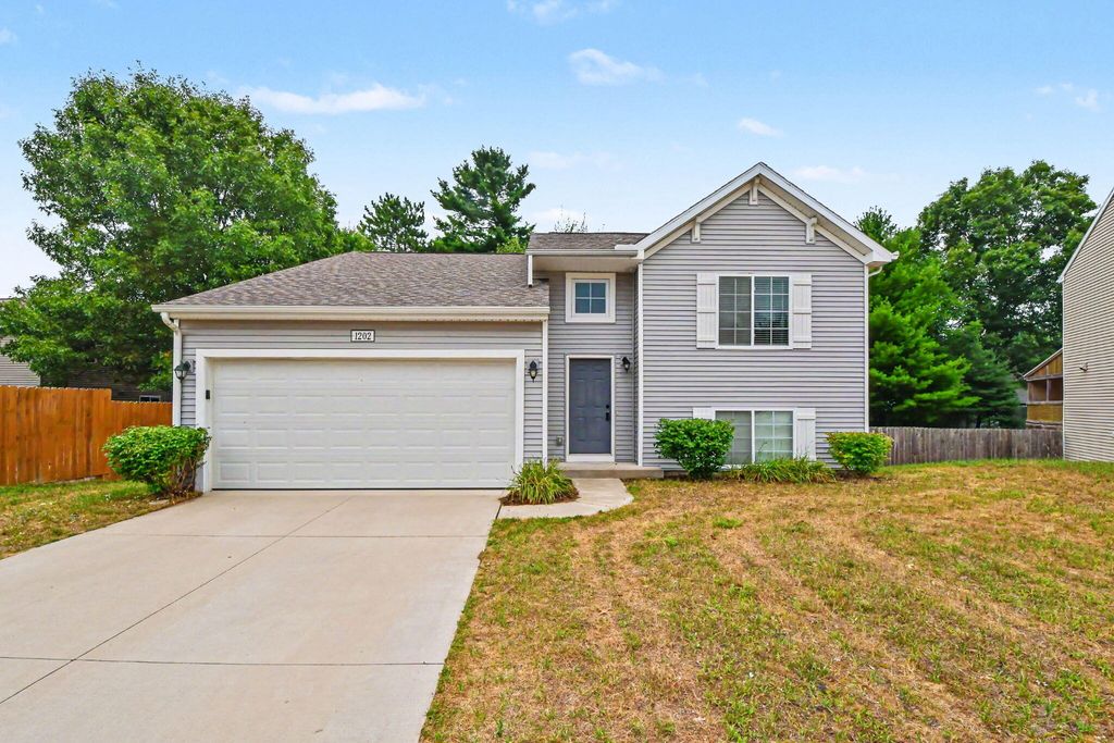 1202 Pinewood Drive, Greenville city