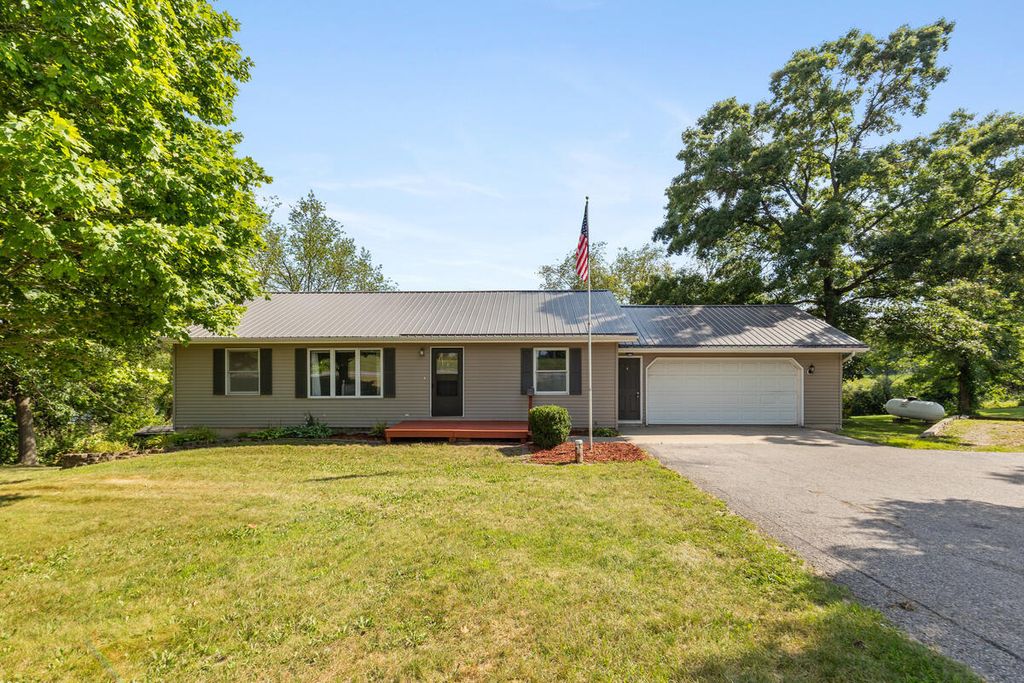 5265 Belding Road, Orleans township