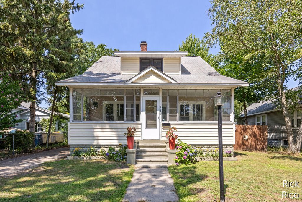 2246 Harding Avenue, Muskegon city