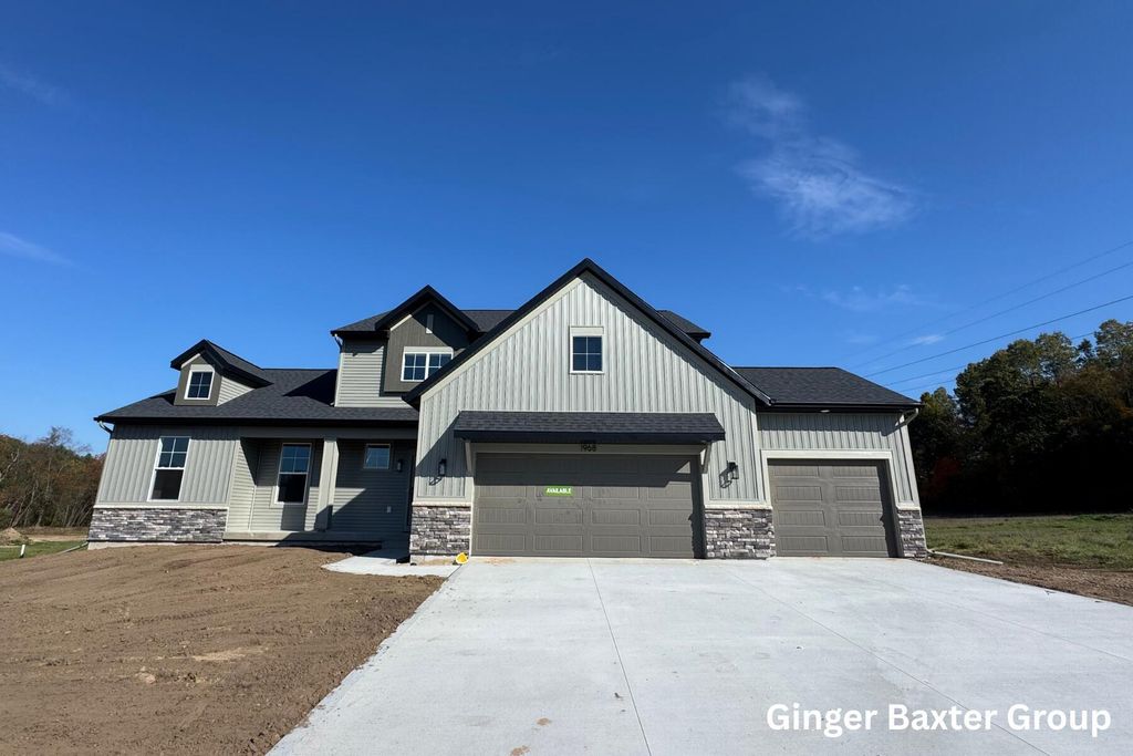 1968 Fallasburg Park Drive Ne Unit: 3, Lowell