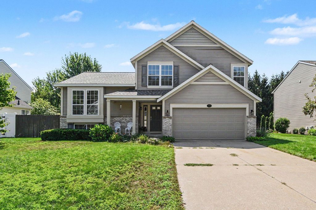 15116 Briarwood Street, Grand Haven charter township