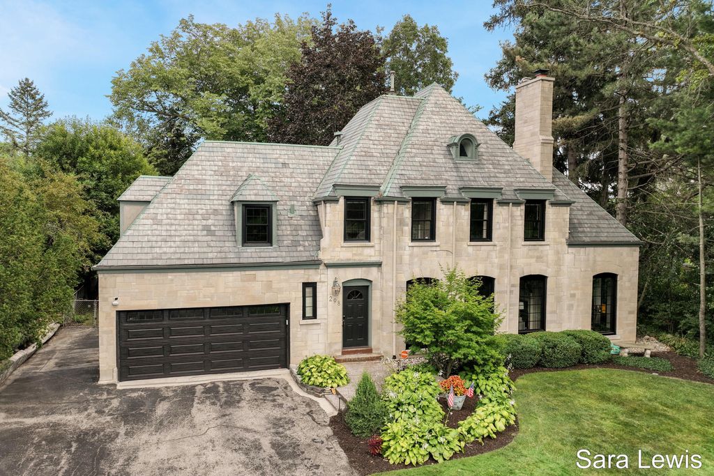 298 Morningside Drive Se, Grand Rapids