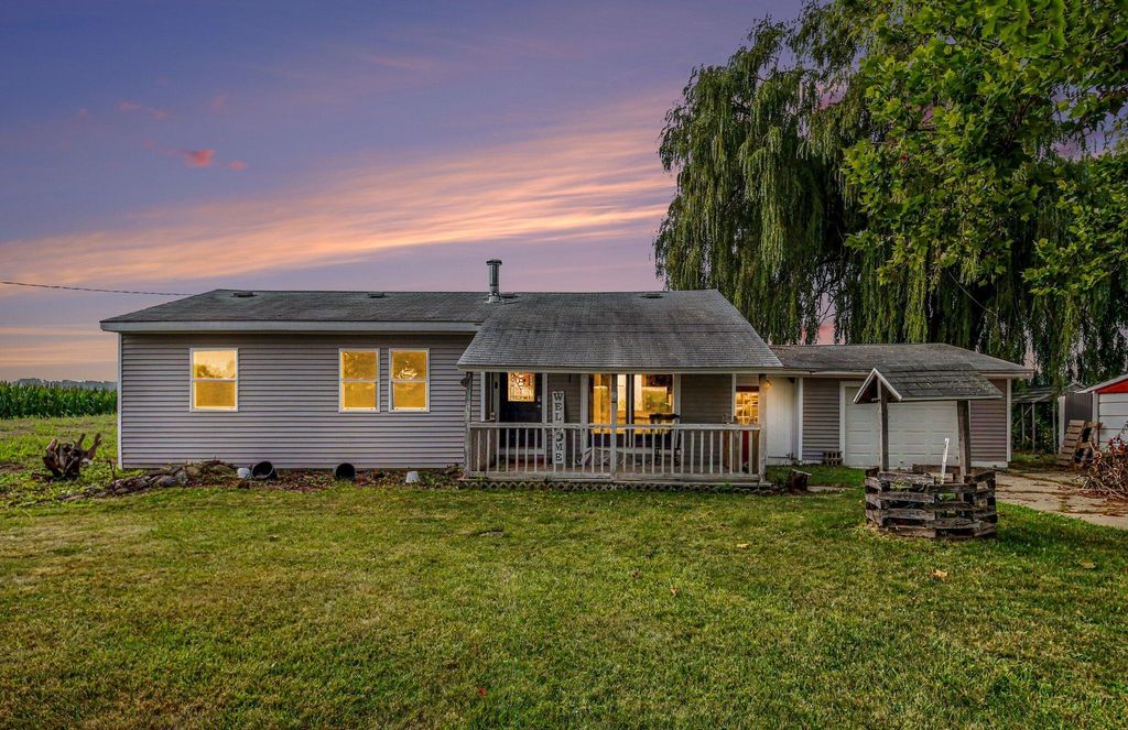 3667 Bradford Road, Easton township