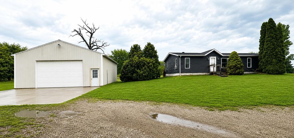 12945 Saddler Road, Orangeville township