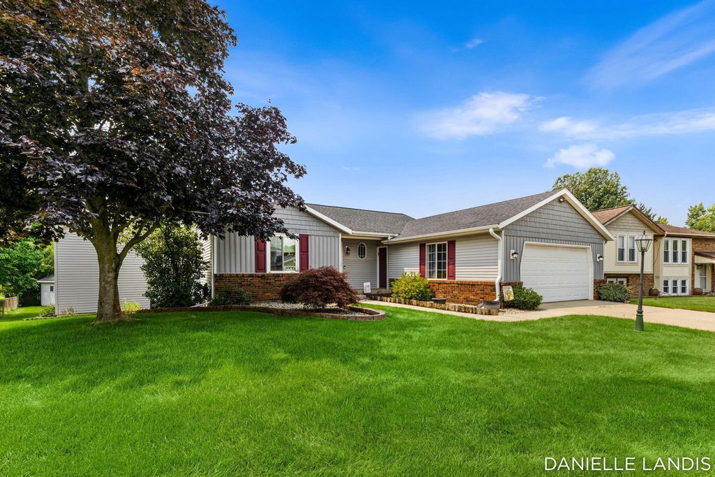 5809 Promise Drive Se, Kentwood city
