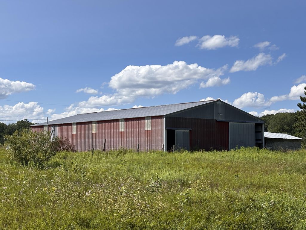 900 S Stout Road, Millen township