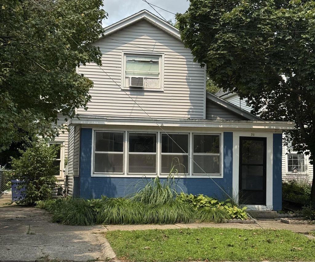 711 Veto Street Nw, Grand Rapids city