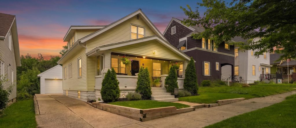9 Dean Street Ne, Grand Rapids city