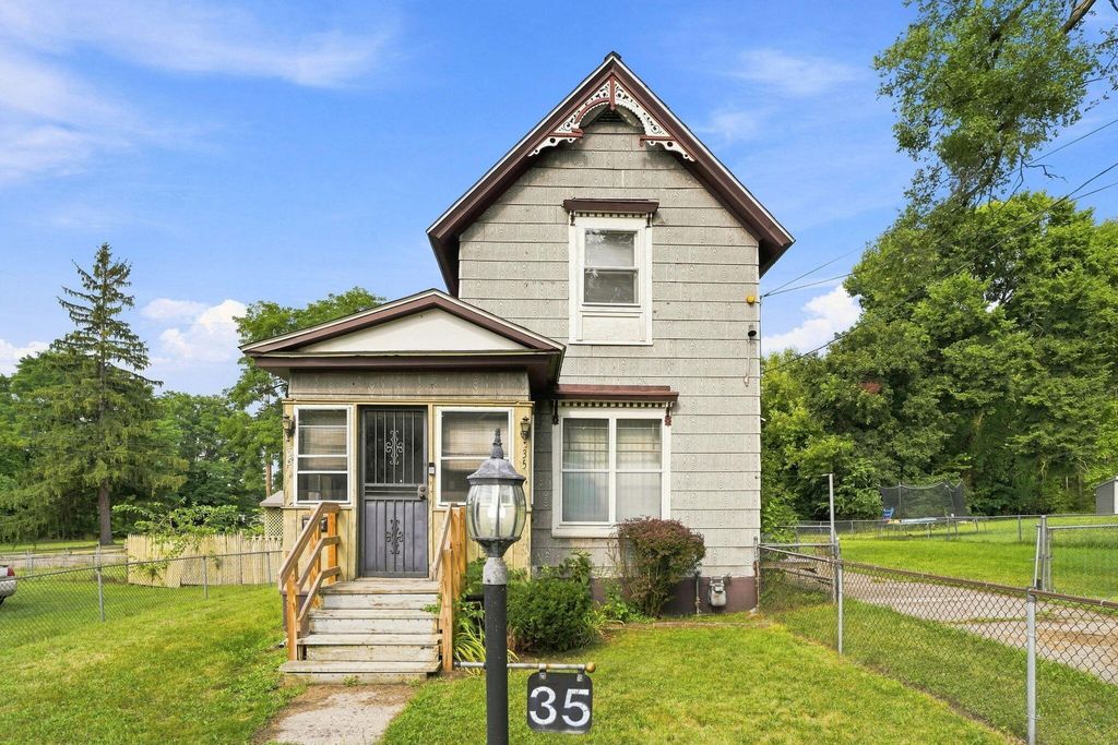 35 Hubbard Street, Battle Creek city