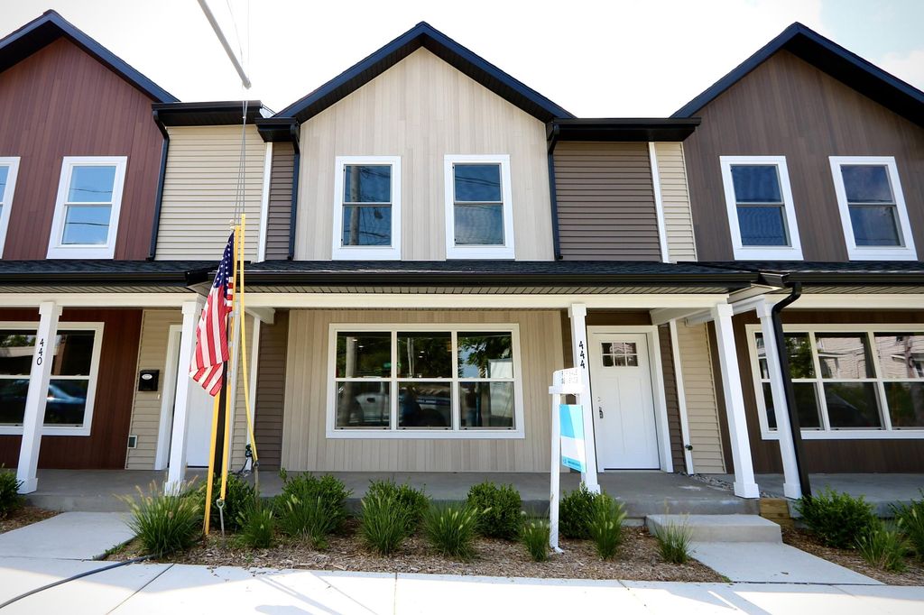 444 Pleasant Street Sw, Grand Rapids city