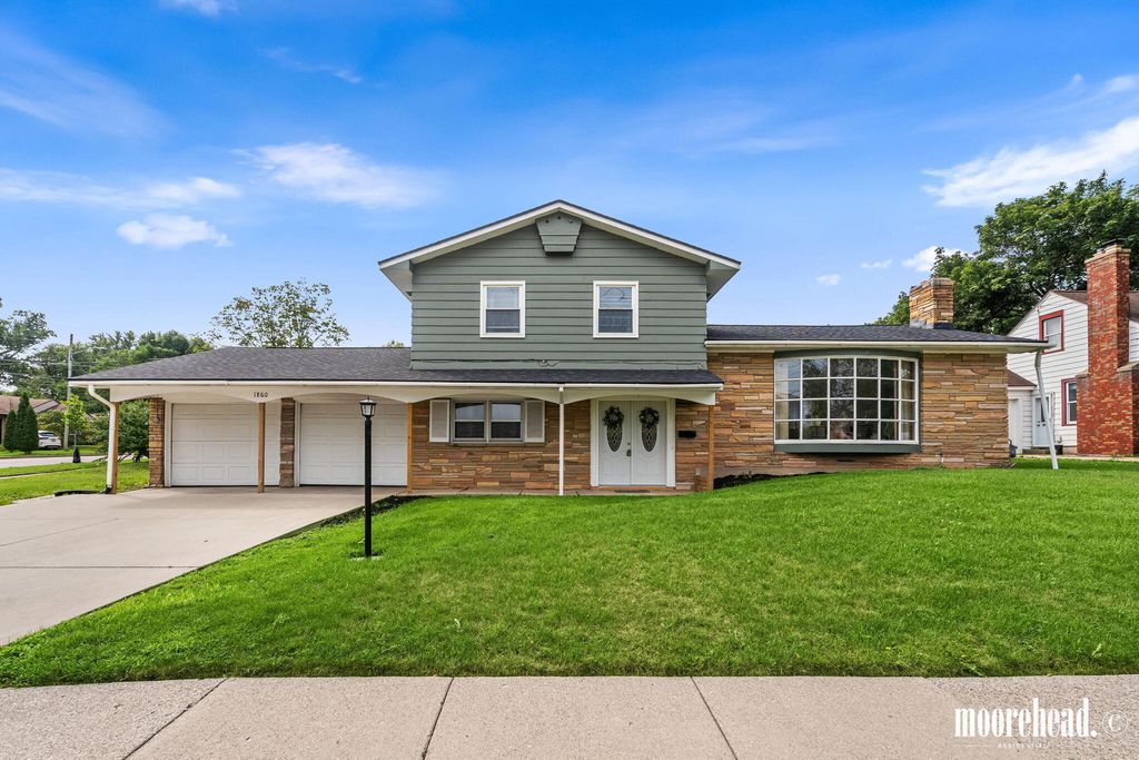 1860 Boston Street Se, Grand Rapids city
