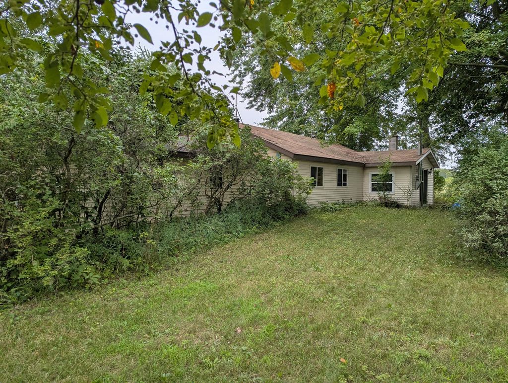 130 N 4th Street, Unknown City