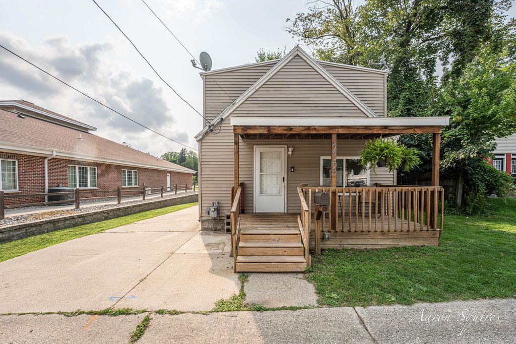 2163 Galewood Avenue Sw, Wyoming city