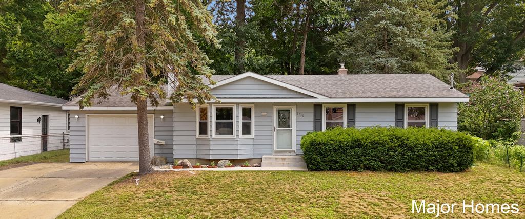 5738 Blaine Avenue Se, Kentwood city