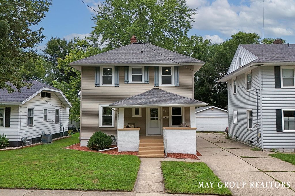 143 Burr Oak Street Ne, Grand Rapids city