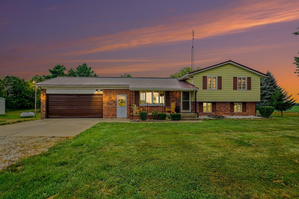 850 S State Road, Sanilac township