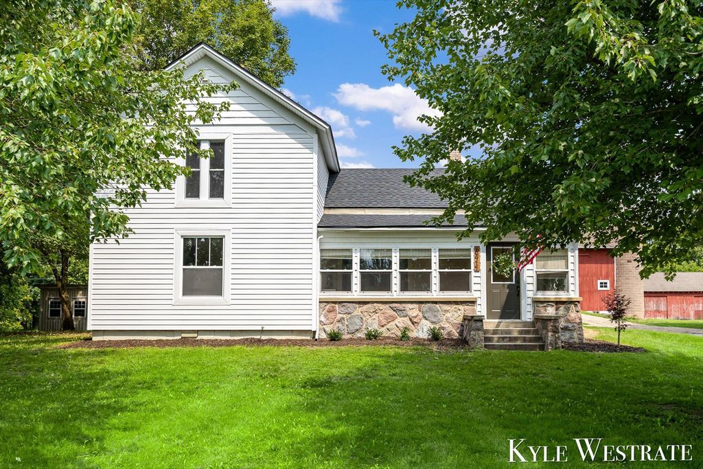 6411 11 Mile Road Ne, Courtland township