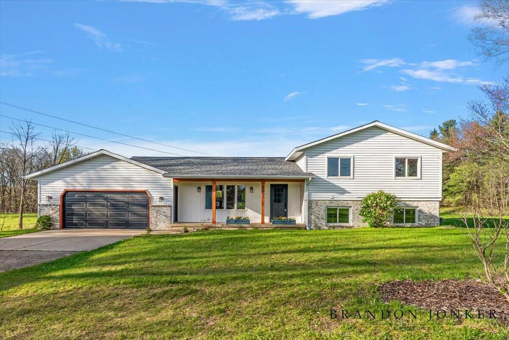 9095 76th Street Se, Caledonia township