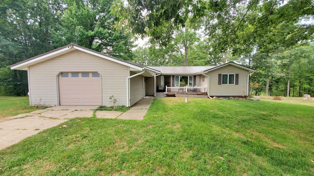 6986 E Meceola Road, Evart township