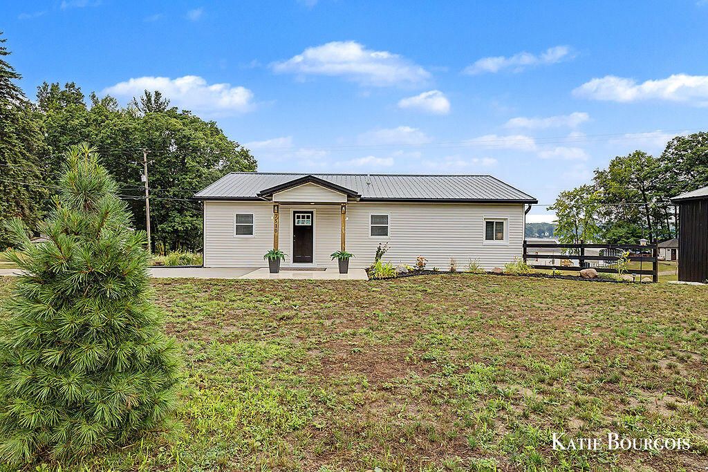 7510 Taft Road Unit: 2, Martiny township