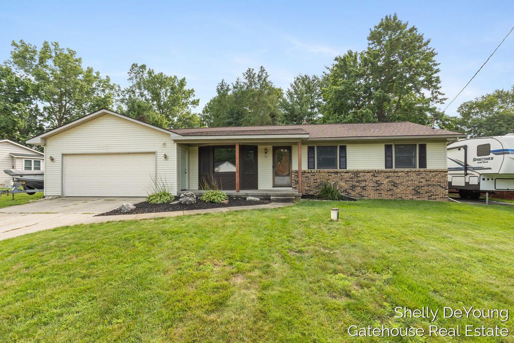 3078 Paris Park Drive Se, Kentwood city