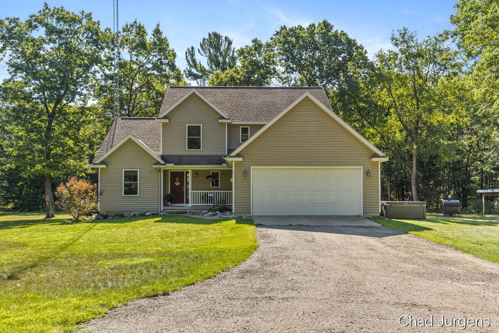 8938 S Big Pine Trail Street, Brooks township