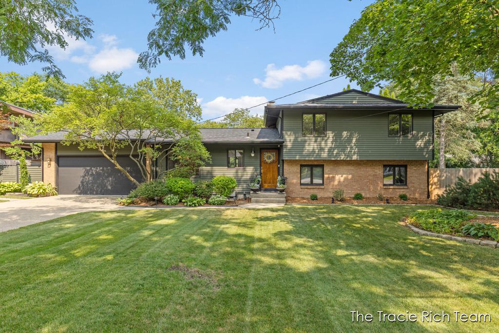 2184 Woodcliff Avenue Se, Grand Rapids city