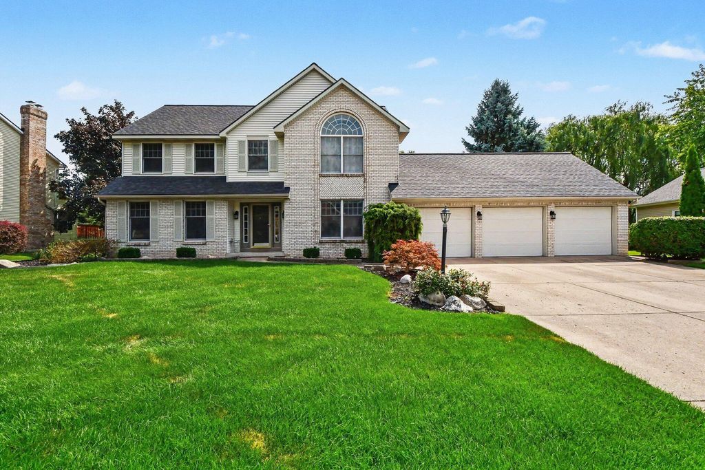 1444 Penncross Drive Se, Gaines charter township