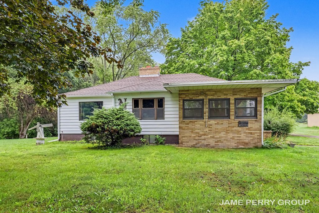 3505 S Sheridan Road, Evergreen township