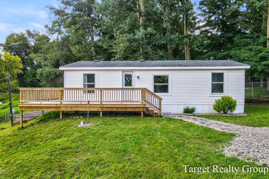 5516 Bartonville Road, Otisco township