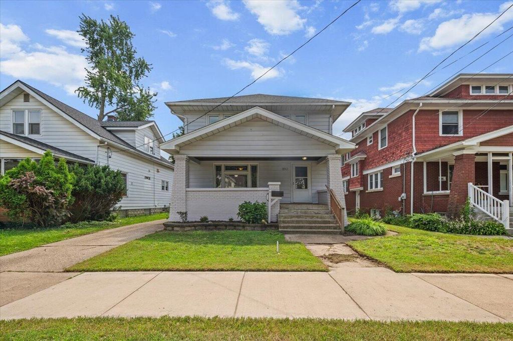 852 Richmond Street Nw, Grand Rapids city