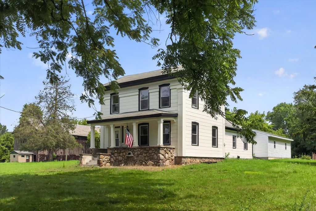 6816 Division Avenue N, Plainfield charter township