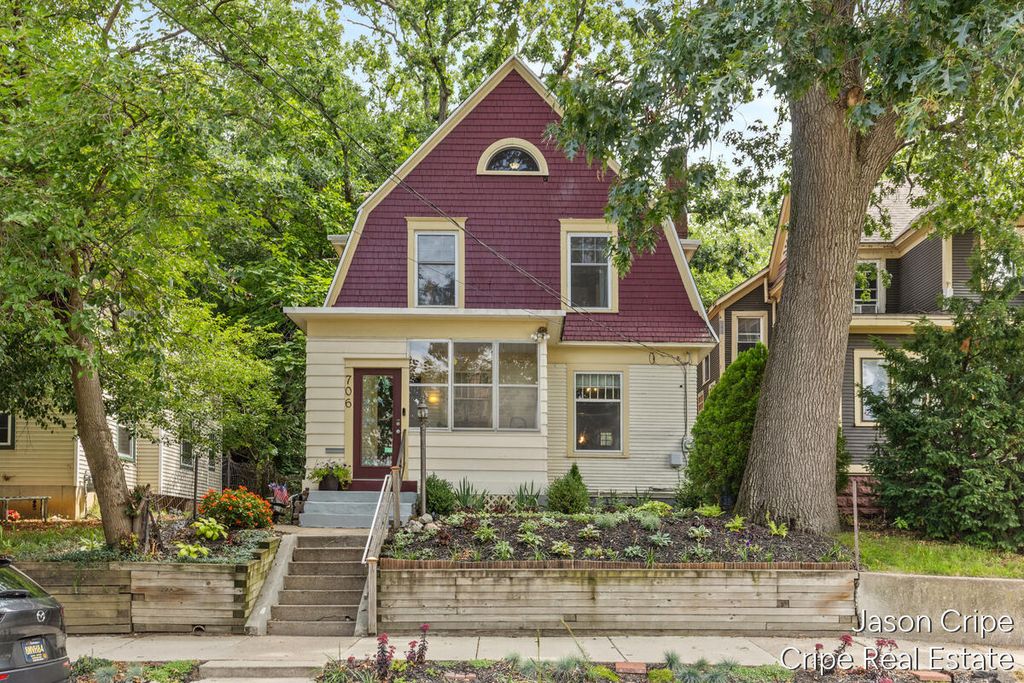 706 Lafayette Avenue Se, Grand Rapids city