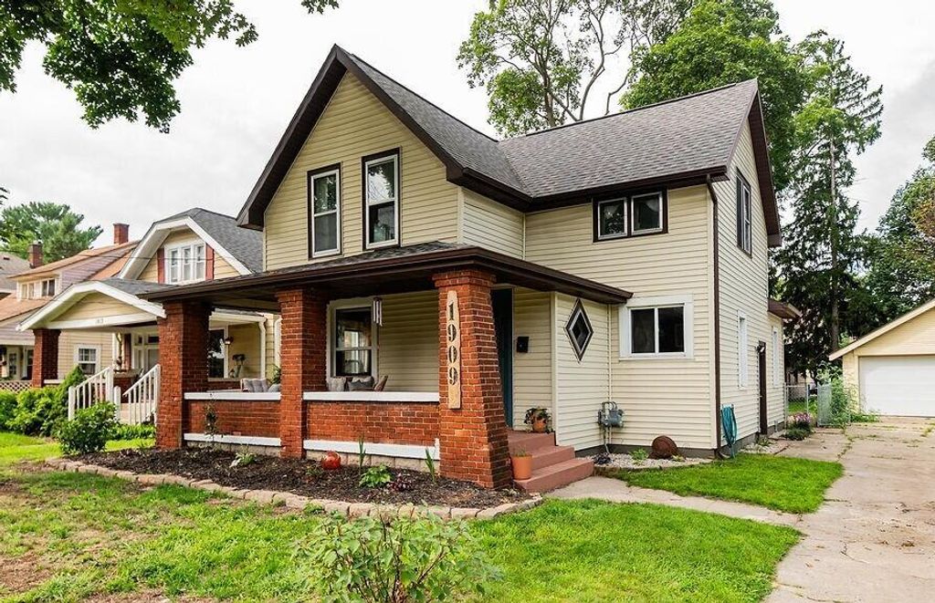 1909 Linden Avenue Se, Grand Rapids city
