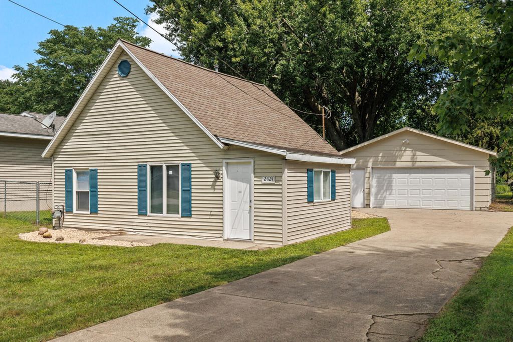 2324 Hughes Avenue, Norton Shores city