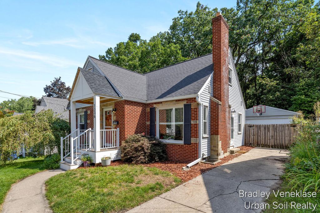 1336 Philadelphia Avenue Se, Grand Rapids city