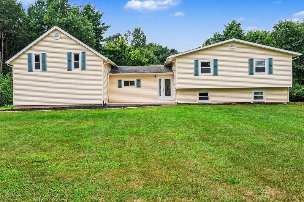 11867 4 Mile Road, Battle Creek city