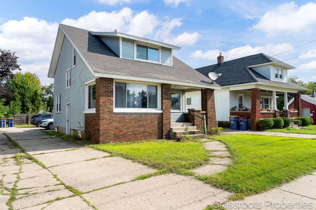 1109 Fulton Street W, Grand Rapids