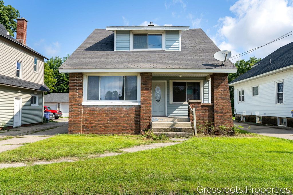 1109 Fulton Street W, Grand Rapids city