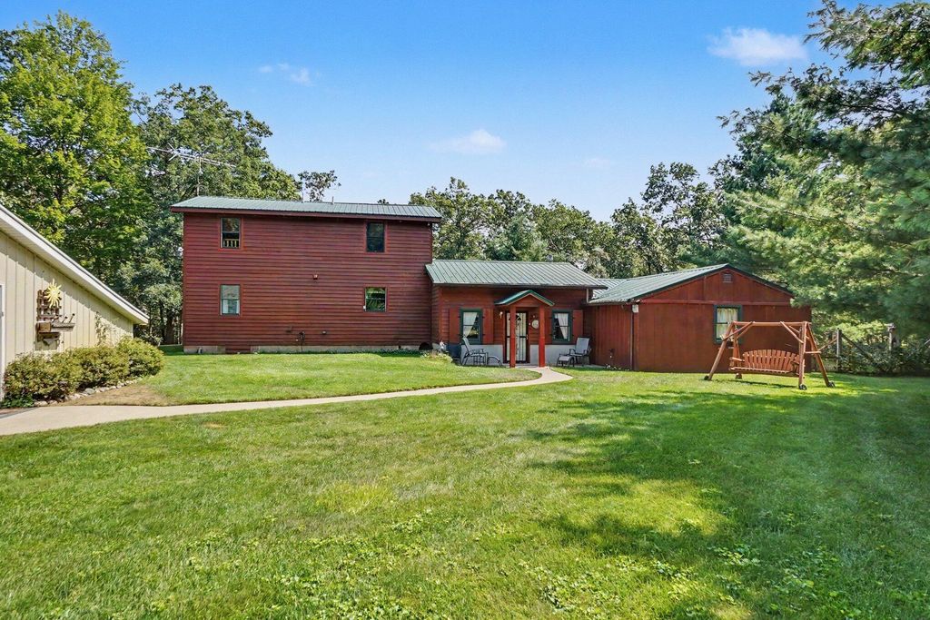 11023 S Roby Lake Drive, Lake township