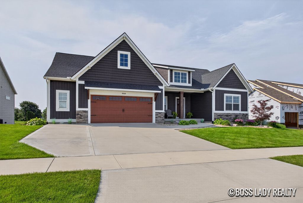 9560 Fields Drive Unit: 37, Zeeland