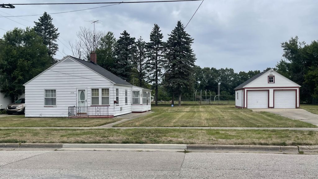 1024 Amity Avenue, Muskegon city