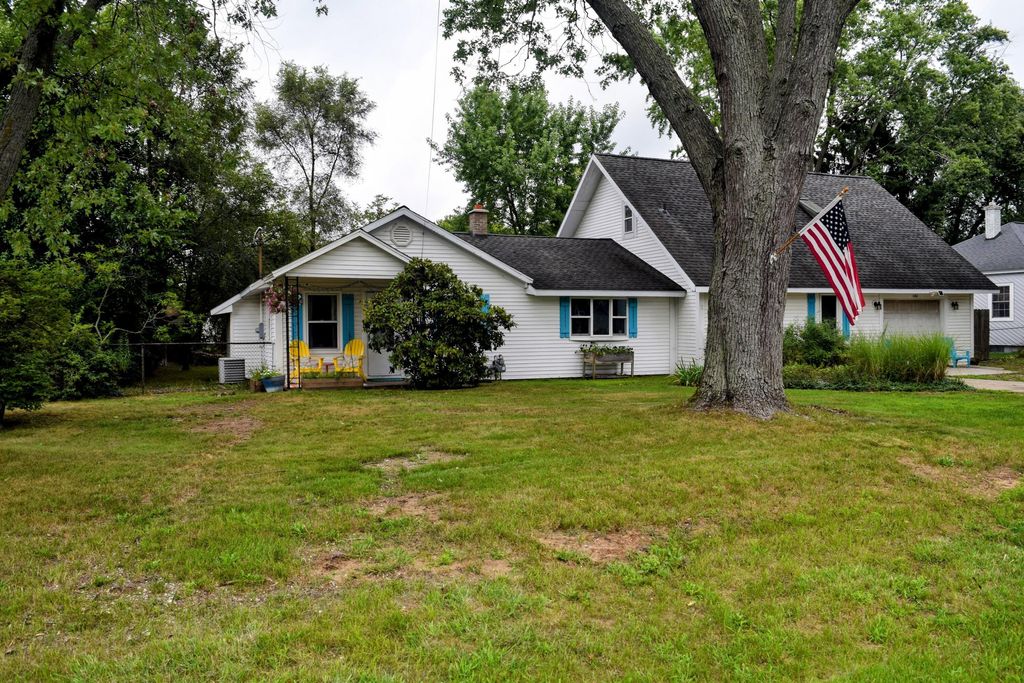 1080 Bellway Avenue, Norton Shores city