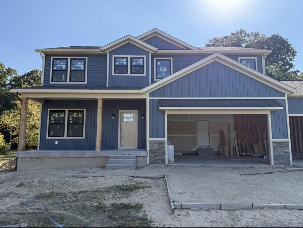 6010 Grand Vista Drive, Coopersville