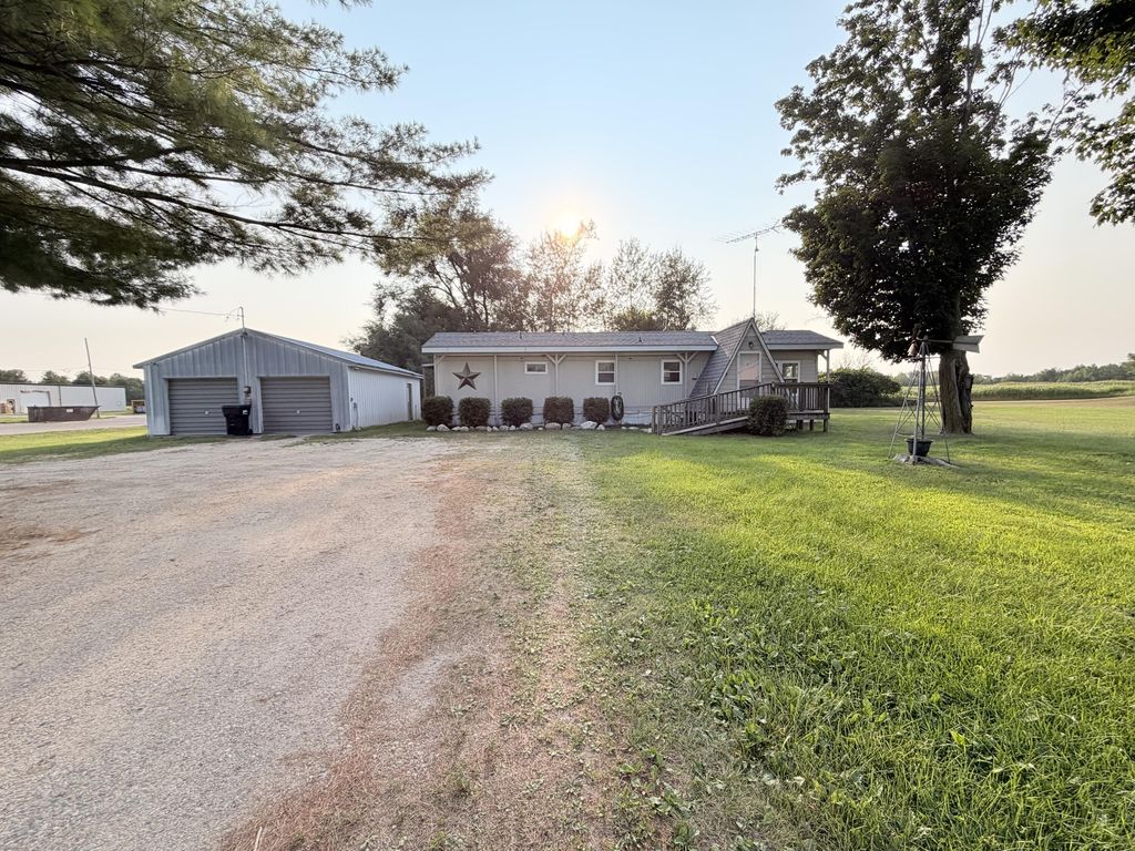 21697 Northland Drive, Green charter township